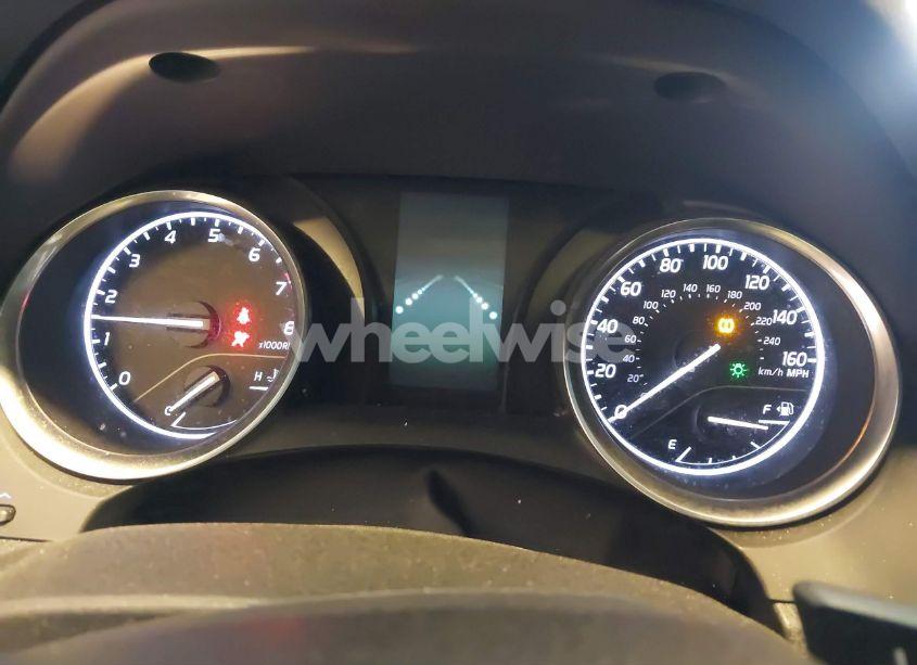 Photo 7 of 2018 Toyota Camry SE (VIN 4T1B11HKXJU008971)