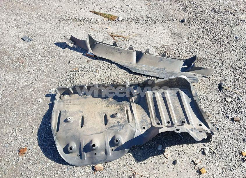 Photo 12 of 2018 Toyota Camry SE (VIN 4T1B11HKXJU041999)