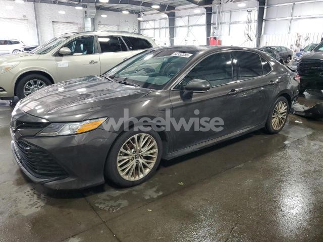 Photo 3 of 2018 TOYOTA CAMRY L (VIN 4T1B11HKXJU055434)