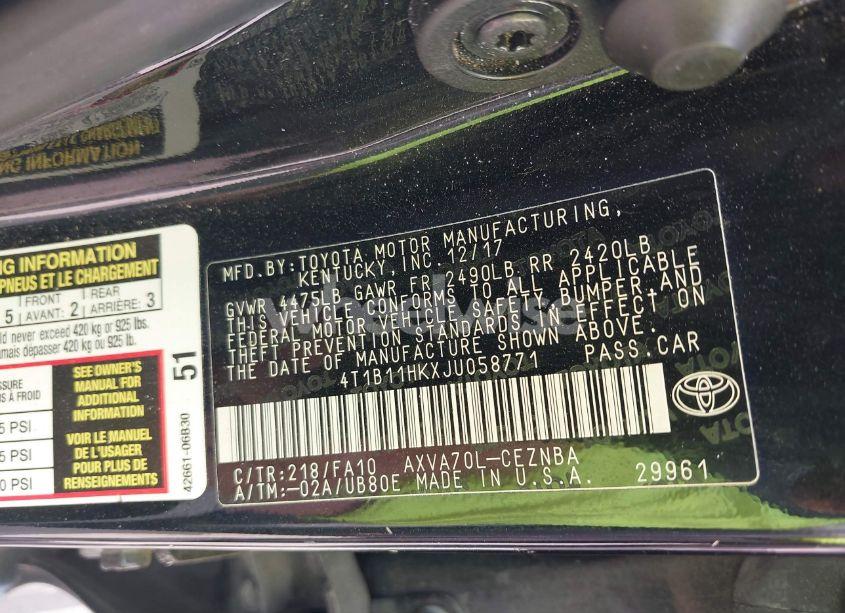 Photo 9 of 2018 Toyota Camry LE (VIN 4T1B11HKXJU058771)