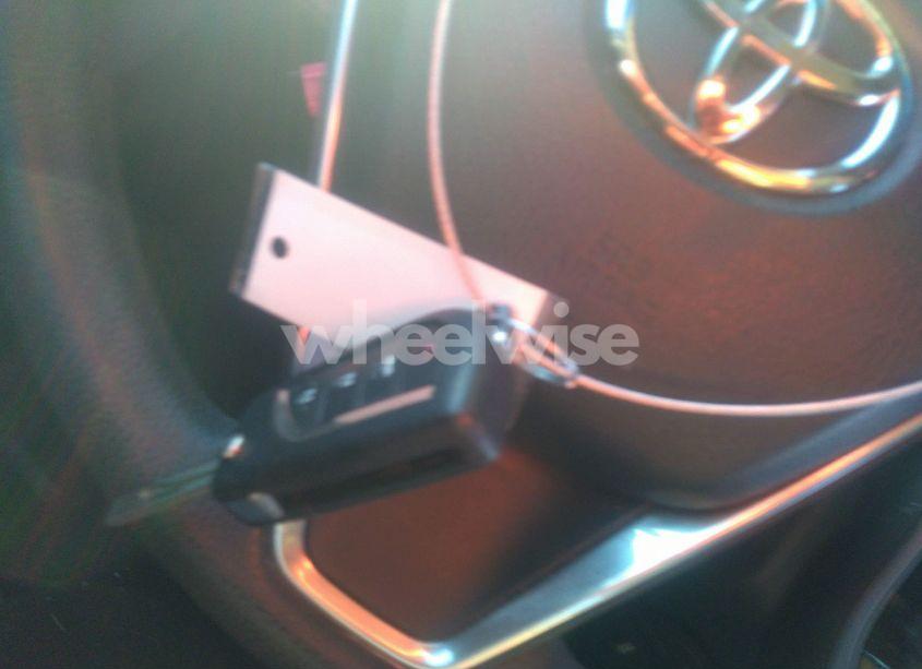 Photo 11 of 2018 Toyota Camry LE (VIN 4T1B11HKXJU064053)