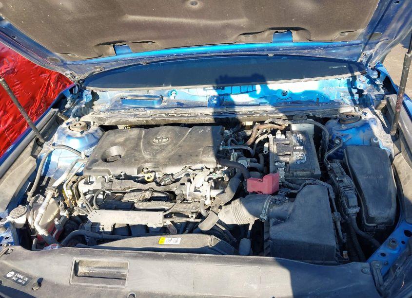 Photo 10 of 2018 Toyota Camry SE (VIN 4T1B11HKXJU128401)