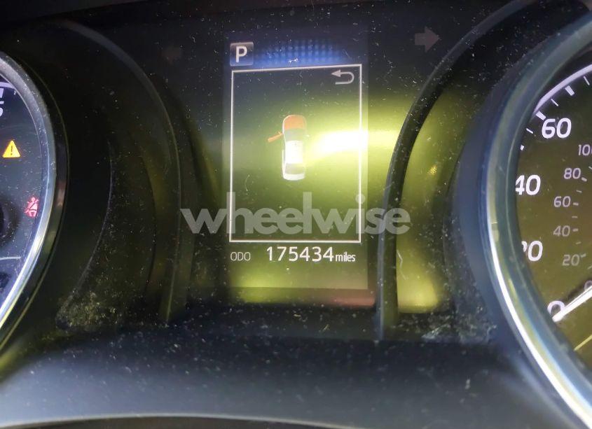 Photo 7 of 2018 Toyota Camry LE (VIN 4T1B11HKXJU139821)