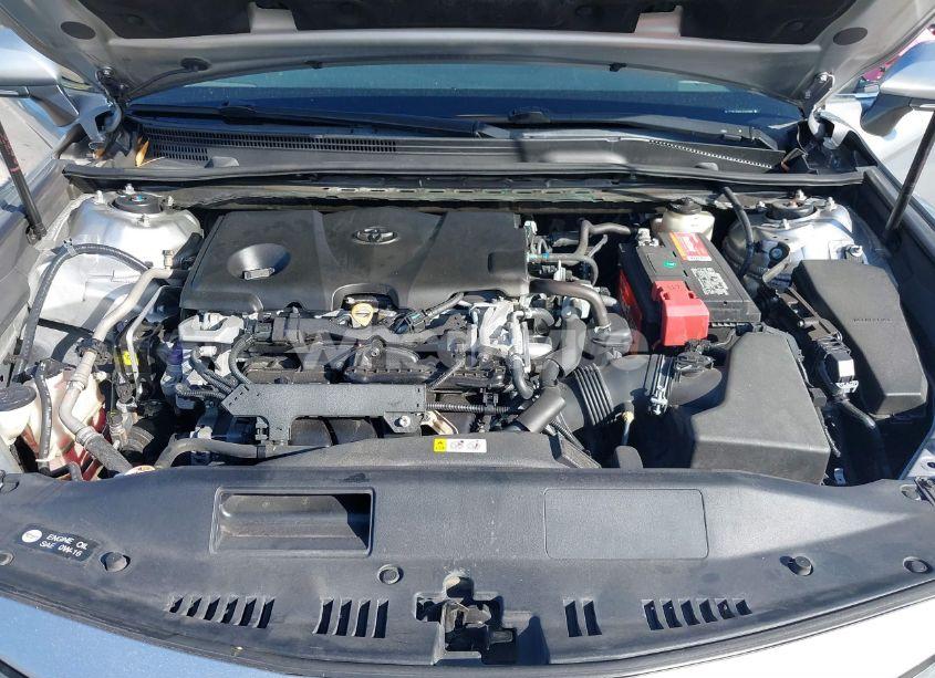 Photo 10 of 2018 Toyota Camry SE (VIN 4T1B11HKXJU147997)