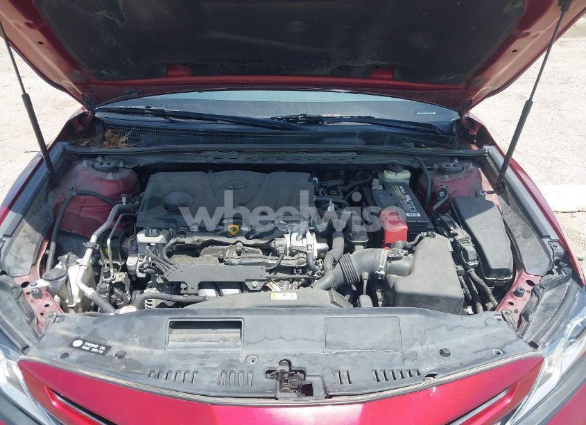Photo 10 of 2018 Toyota Camry SE (VIN 4T1B11HKXJU525039)
