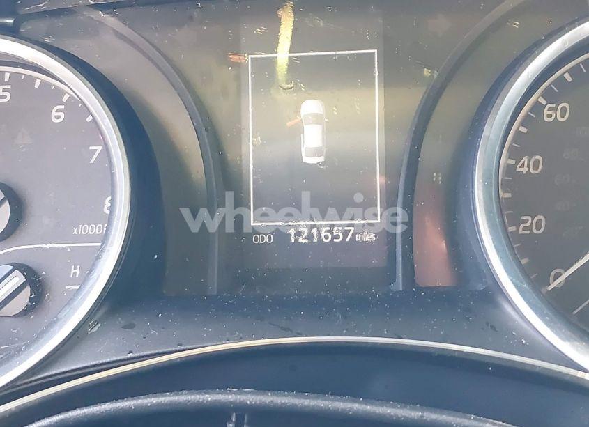 Photo 15 of 2018 Toyota Camry SE (VIN 4T1B11HKXJU546716)