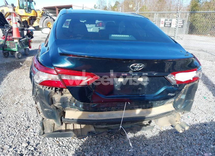 Photo 6 of 2018 Toyota Camry SE (VIN 4T1B11HKXJU567260)