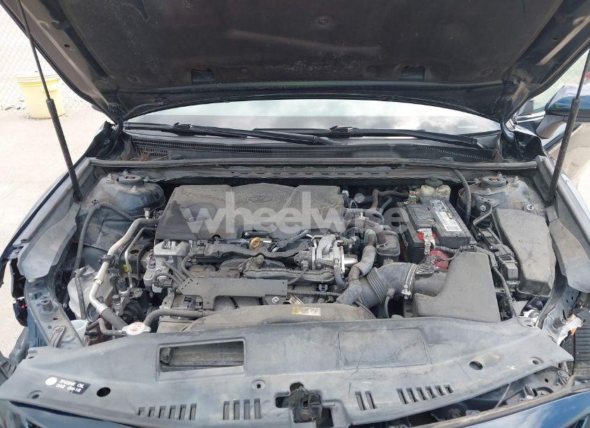 Photo 10 of 2018 Toyota Camry SE (VIN 4T1B11HKXJU650042)