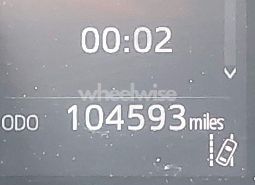 Photo 16 of 2018 Toyota Camry SE (VIN 4T1B11HKXJU650042)