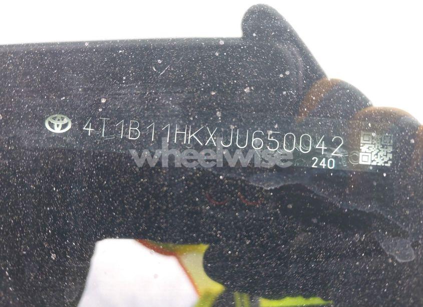 Photo 9 of 2018 Toyota Camry SE (VIN 4T1B11HKXJU650042)