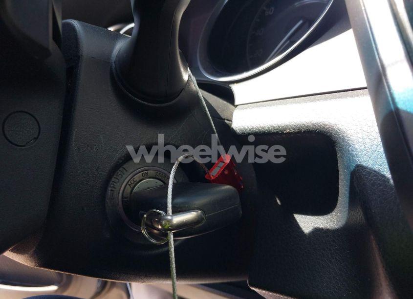 Photo 11 of 2018 Toyota Camry SE (VIN 4T1B11HKXJU663440)