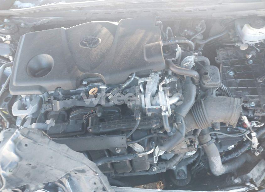 Photo 10 of 2018 Toyota Camry SE (VIN 4T1B11HKXJU676219)