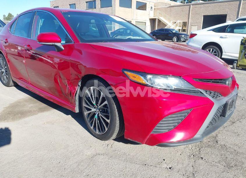 Photo 6 of 2019 Toyota Camry SE (VIN 4T1B11HKXKU160430)