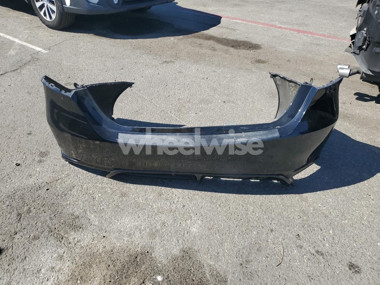 Photo 12 of 2019 TOYOTA CAMRY L (VIN 4T1B11HKXKU171721)