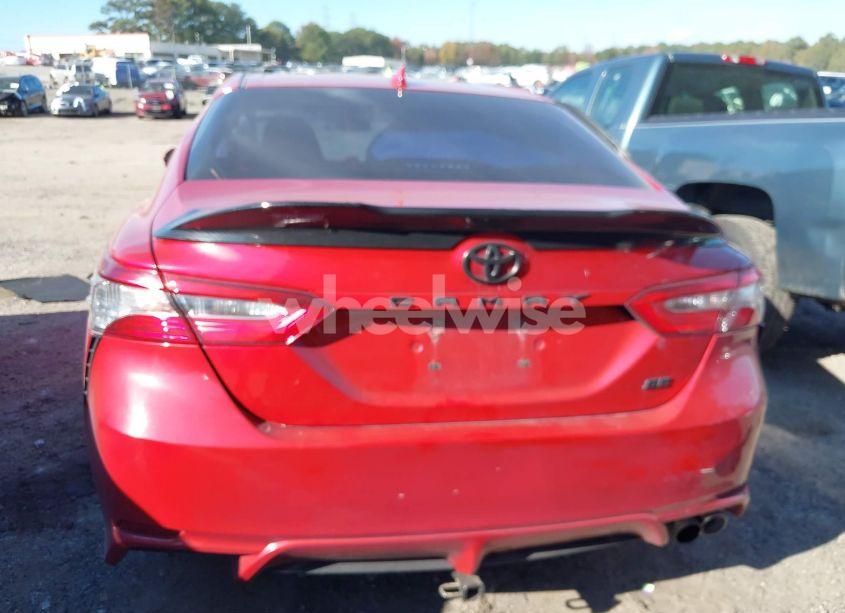 Photo 16 of 2019 Toyota Camry SE (VIN 4T1B11HKXKU175963)