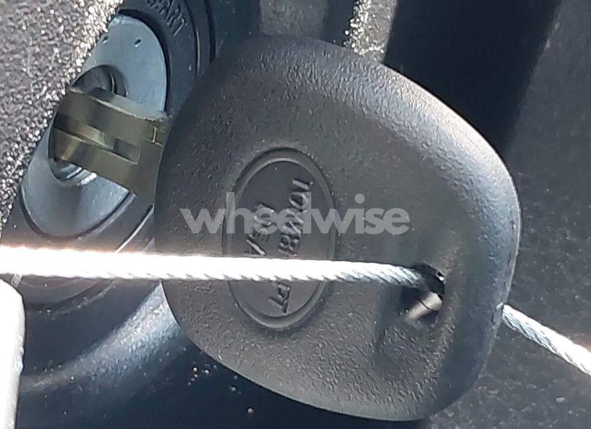 Photo 11 of 2019 Toyota Camry SE (VIN 4T1B11HKXKU204474)