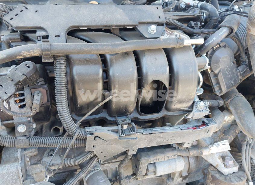 Photo 17 of 2019 Toyota Camry SE (VIN 4T1B11HKXKU227141)