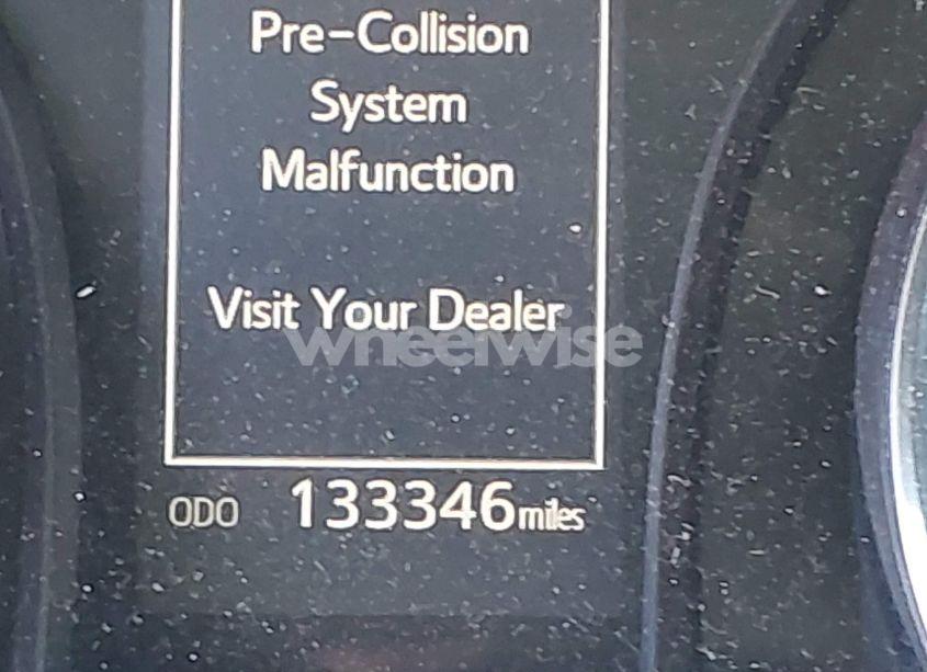 Photo 16 of 2019 Toyota Camry SE (VIN 4T1B11HKXKU247258)