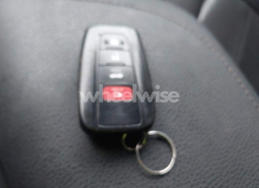 Photo 11 of 2019 Toyota Camry XLE (VIN 4T1B11HKXKU275707)