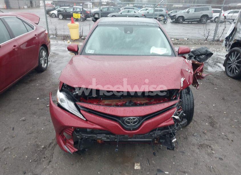 Photo 13 of 2019 Toyota Camry XLE (VIN 4T1B11HKXKU275707)