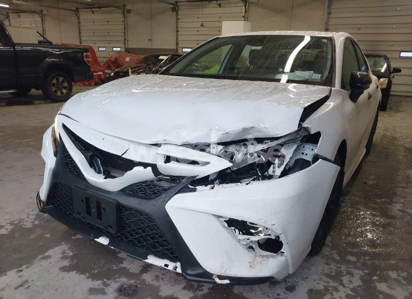 Photo 12 of 2019 Toyota Camry SE (VIN 4T1B11HKXKU297187)