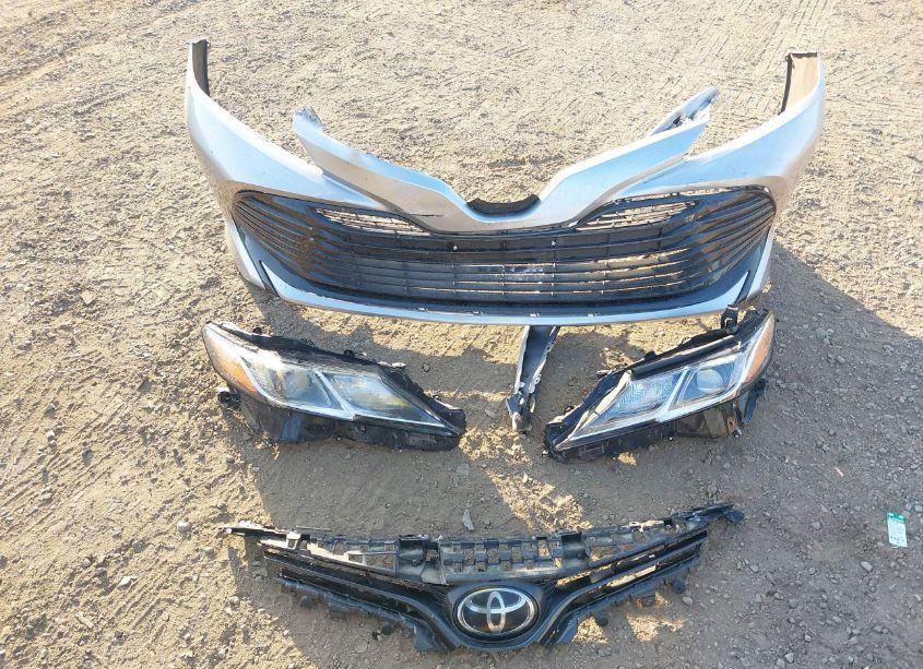 Photo 12 of 2019 Toyota Camry SE (VIN 4T1B11HKXKU696763)