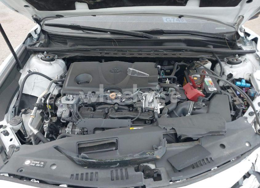 Photo 10 of 2019 Toyota Camry SE (VIN 4T1B11HKXKU739076)