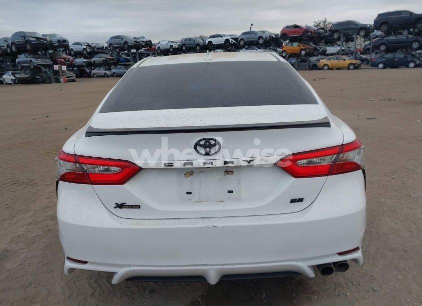 Photo 16 of 2019 Toyota Camry SE (VIN 4T1B11HKXKU739076)
