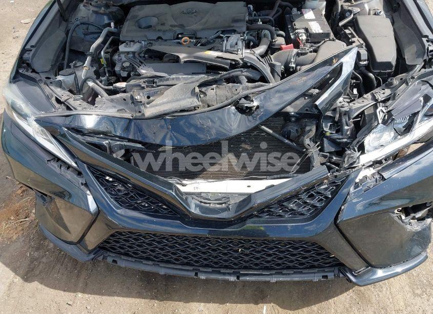 Photo 6 of 2019 Toyota Camry SE (VIN 4T1B11HKXKU755763)