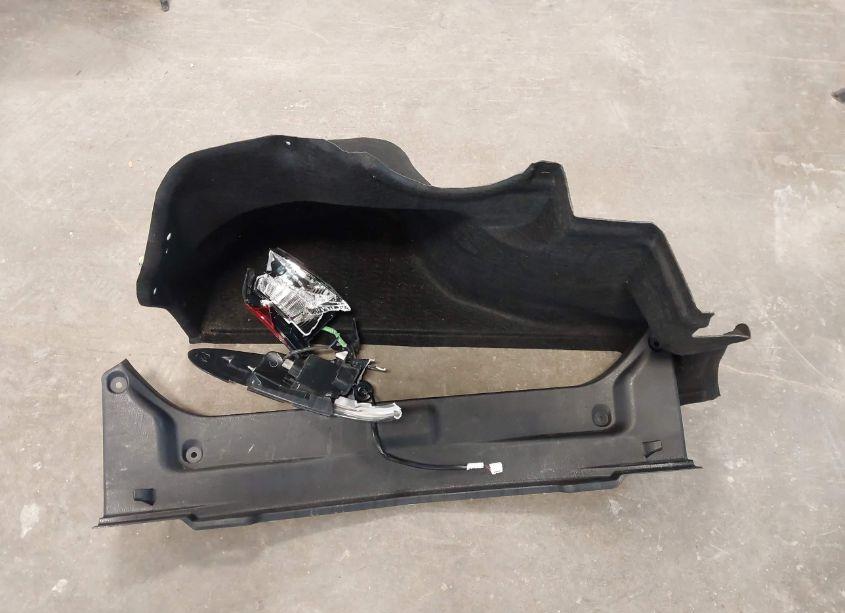 Photo 12 of 2019 Toyota Camry SE (VIN 4T1B11HKXKU759053)