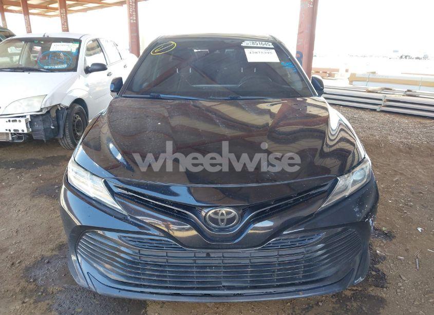 Photo 12 of 2019 Toyota Camry LE (VIN 4T1B11HKXKU767055)