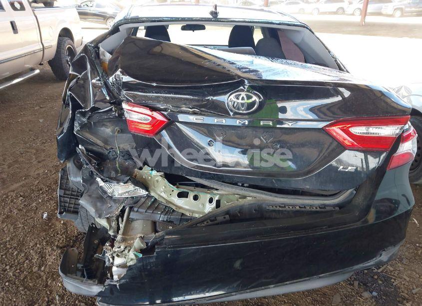 Photo 6 of 2019 Toyota Camry LE (VIN 4T1B11HKXKU767055)