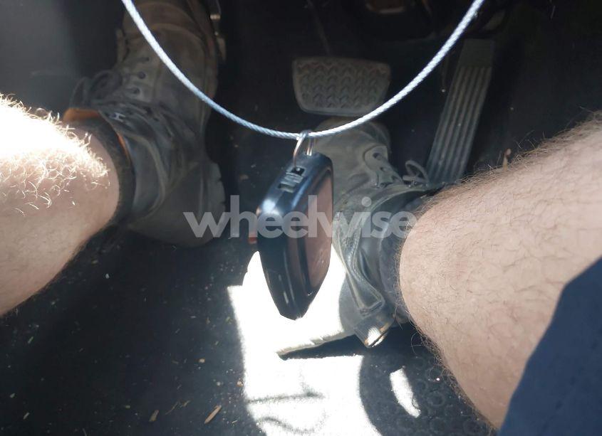 Photo 11 of 2019 Toyota Camry SE (VIN 4T1B11HKXKU776712)