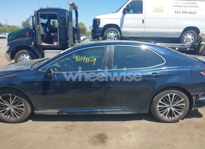 Photo 14 of 2019 Toyota Camry SE (VIN 4T1B11HKXKU776712)