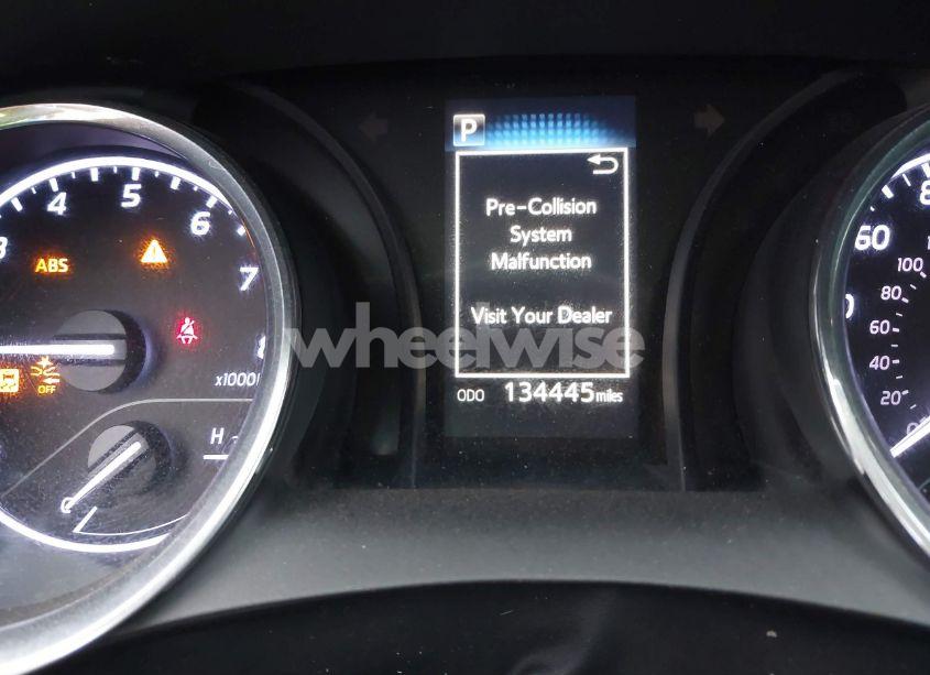 Photo 16 of 2019 Toyota Camry SE (VIN 4T1B11HKXKU789086)