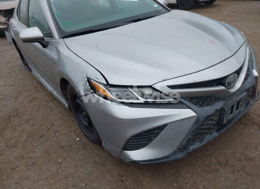 Photo 18 of 2019 Toyota Camry SE (VIN 4T1B11HKXKU789086)