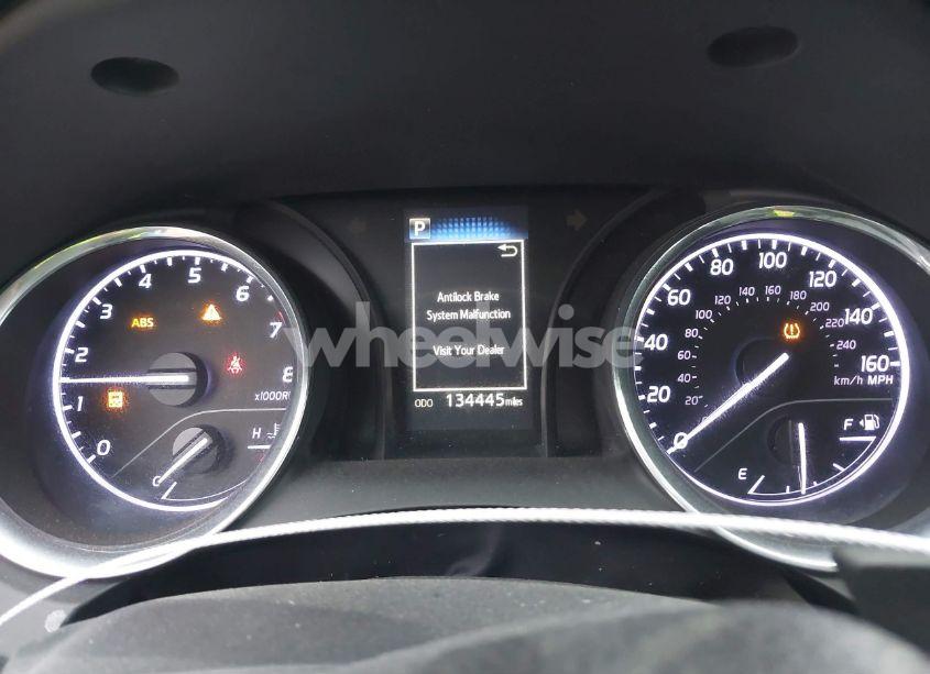 Photo 7 of 2019 Toyota Camry SE (VIN 4T1B11HKXKU789086)