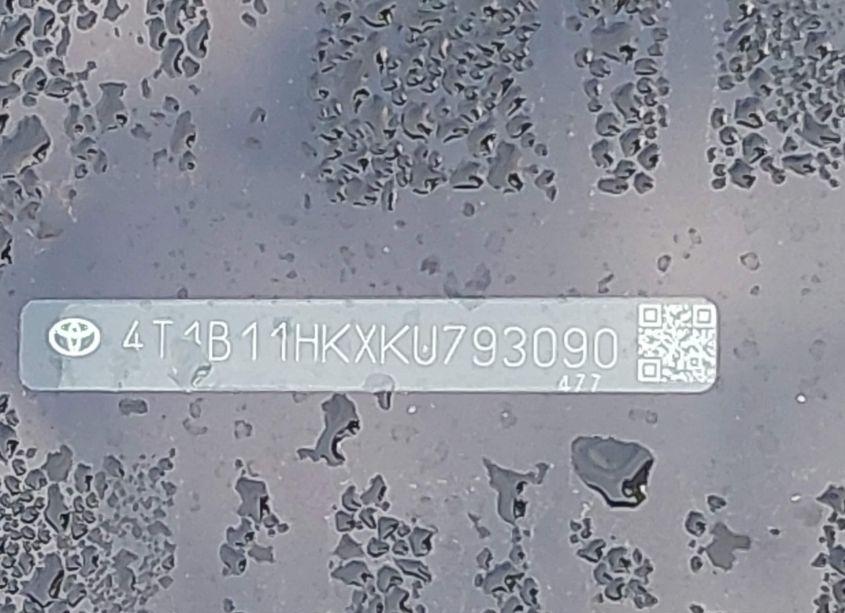 Photo 9 of 2019 Toyota Camry LE (VIN 4T1B11HKXKU793090)