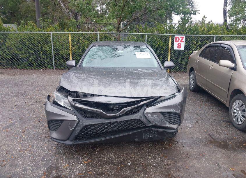 Photo 12 of 2019 Toyota Camry SE (VIN 4T1B11HKXKU794109)