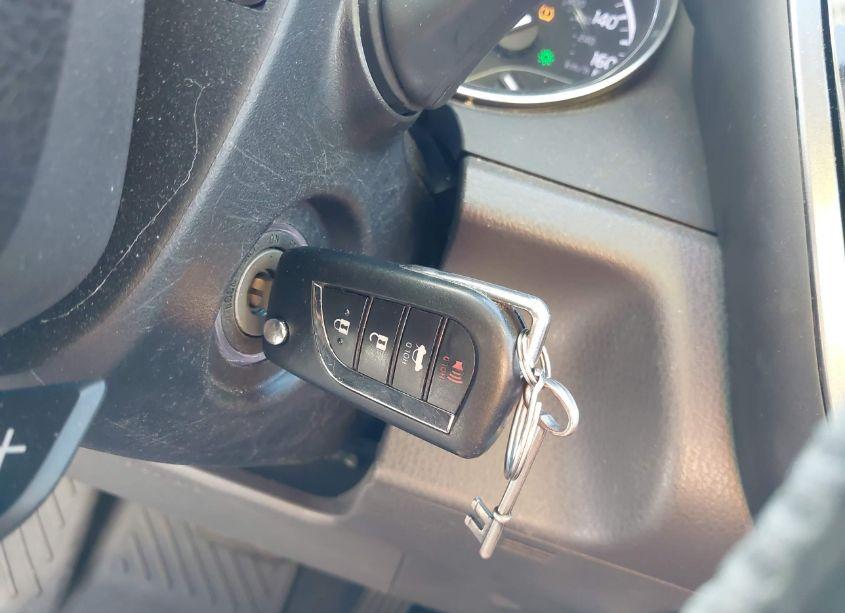 Photo 11 of 2019 Toyota Camry SE (VIN 4T1B11HKXKU840487)