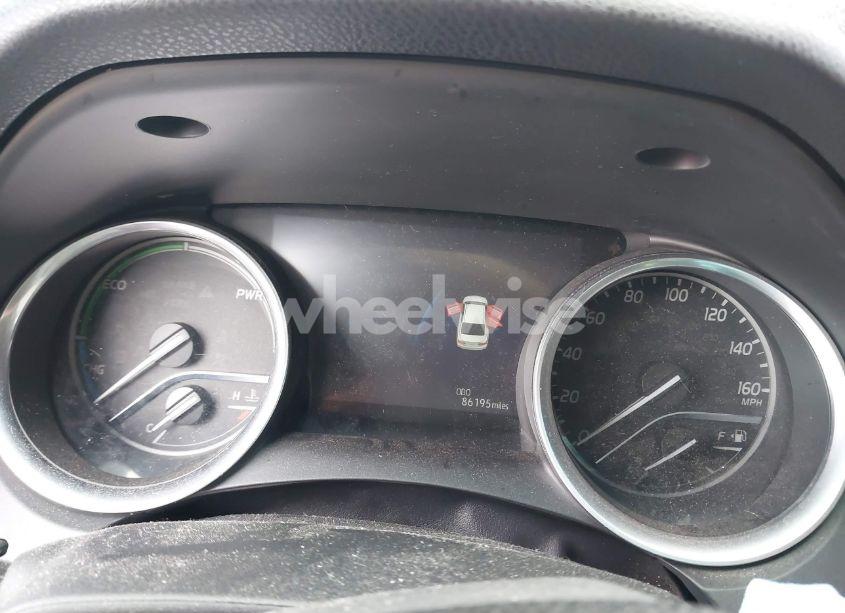 Photo 7 of 2018 Toyota Camry HYBRID XLE (VIN 4T1B21HK0JU001301)