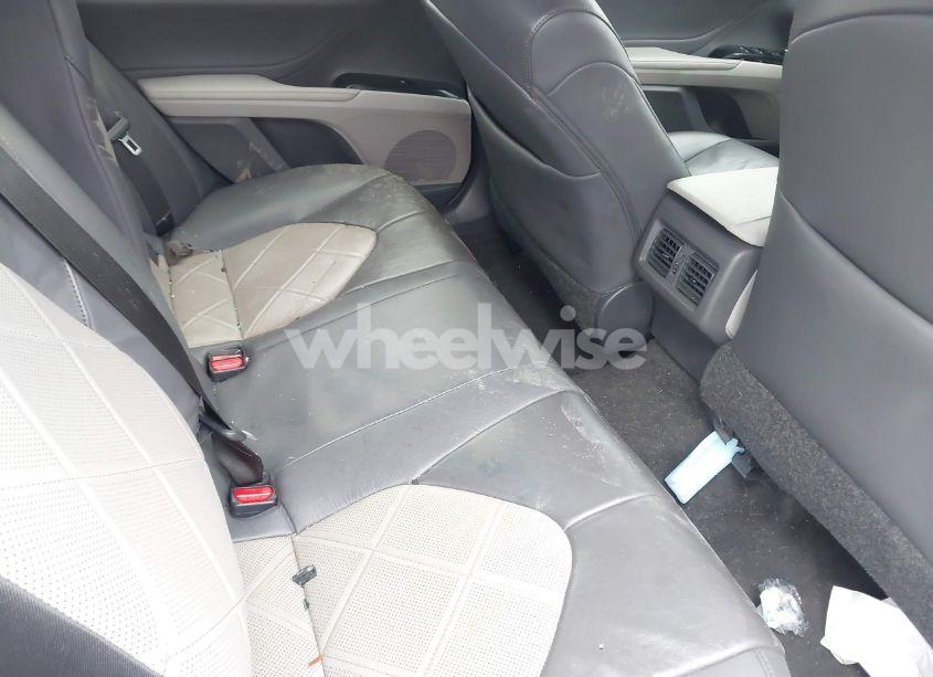 Photo 8 of 2018 Toyota Camry HYBRID XLE (VIN 4T1B21HK0JU001301)