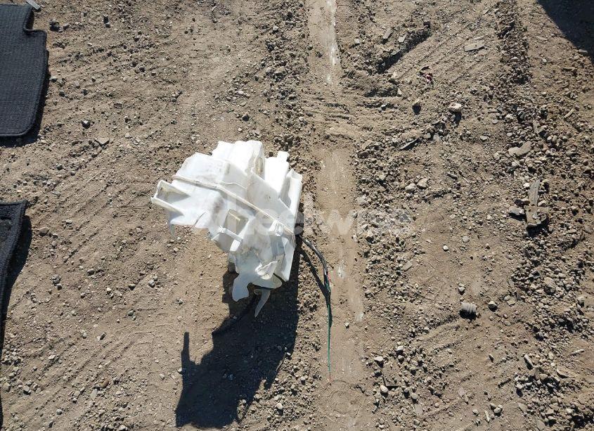 Photo 12 of 2018 Toyota Camry HYBRID SE (VIN 4T1B21HK0JU006613)