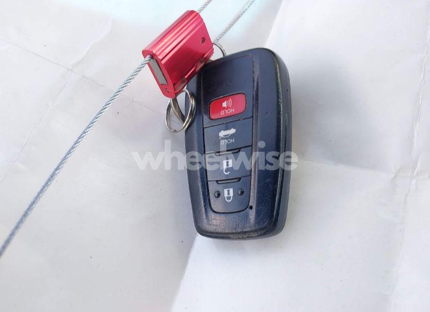 Photo 11 of 2018 Toyota Camry HYBRID SE (VIN 4T1B21HK0JU504648)