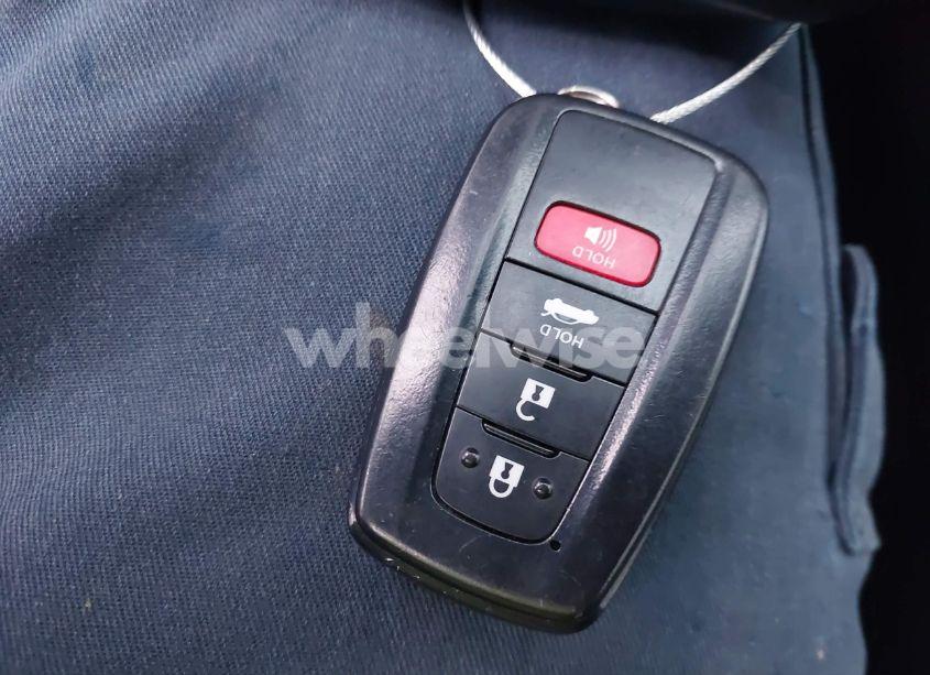 Photo 11 of 2019 Toyota Camry HYBRID SE (VIN 4T1B21HK0KU518857)