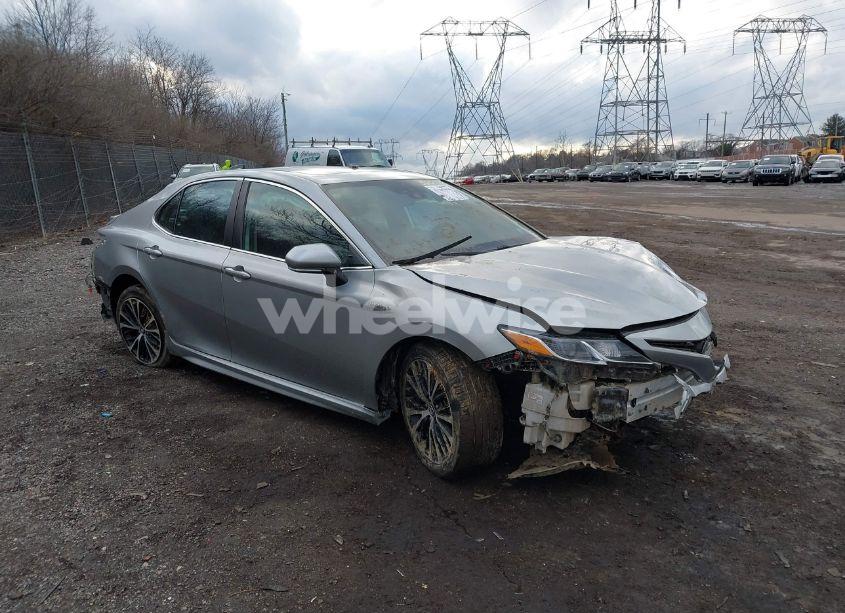 2019 Toyota Camry HYBRID SE (VIN 4T1B21HK0KU520088) main photo