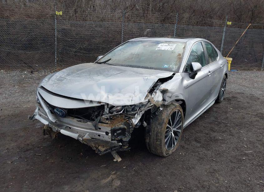 Photo 6 of 2019 Toyota Camry HYBRID SE (VIN 4T1B21HK0KU520088)