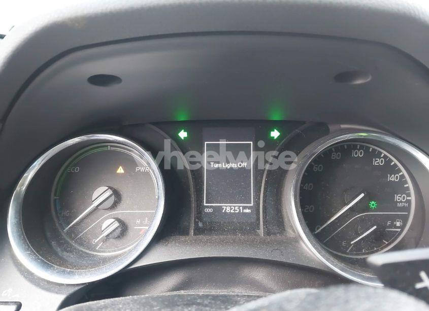 Photo 7 of 2019 Toyota Camry HYBRID SE (VIN 4T1B21HK0KU520088)