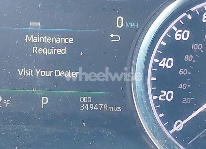 Photo 15 of 2018 Toyota Camry HYBRID XLE (VIN 4T1B21HK1JU002828)