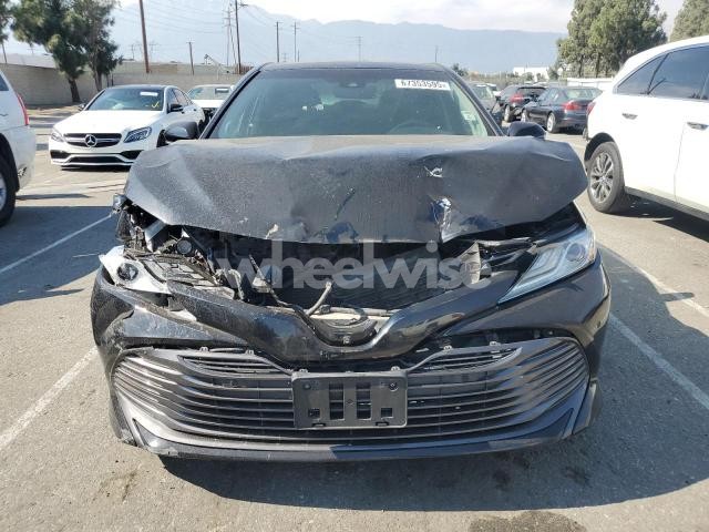 Photo 2 of 2018 TOYOTA CAMRY HYBRID (VIN 4T1B21HK1JU004546)
